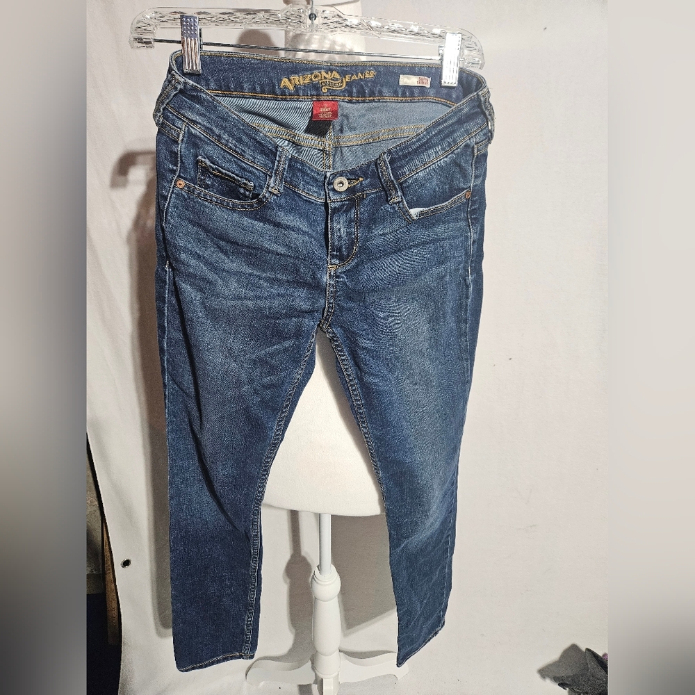 Arizona Jean Company Women's Dark Blue Skinny Jeans Size 3